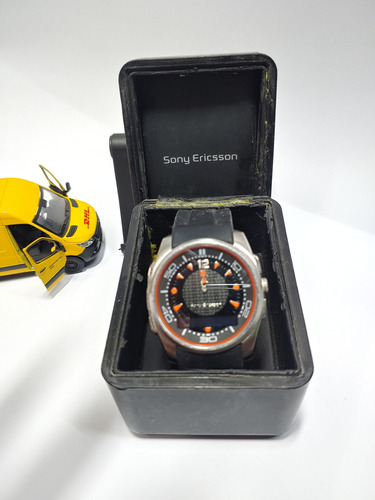 Reloj Sony Ericsson Mbw-150 Sin Cargador Correa De Plastico