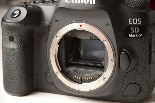 Canon 5d Mark Iv 10.196 Disparos Impecable + Canon-log Negro