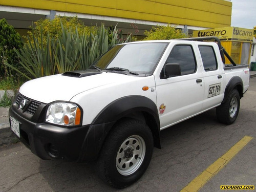 Nissan Frontier Doble Cabina 2.5 Diésel Mecánica 4x4