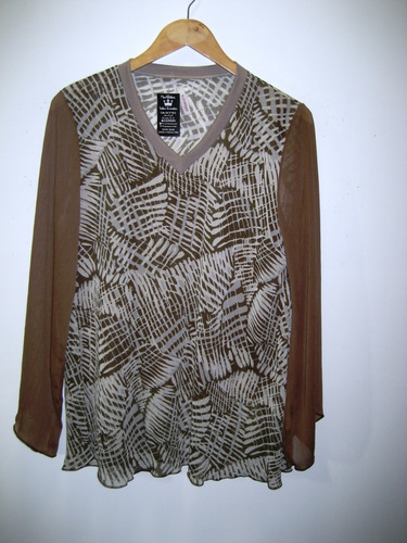 Camisola De Gasa Estampada Manga Larga Cuello V Modelo Suva