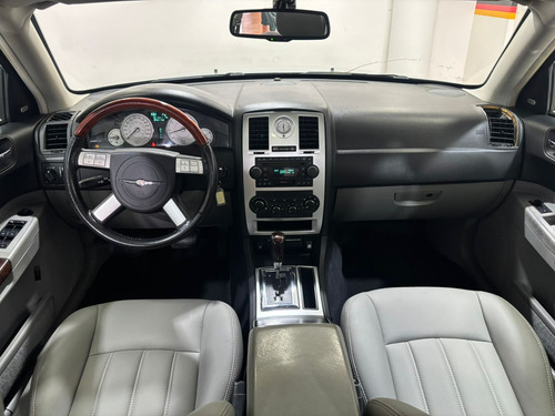 Chrysler 300C 5.7 Hemi 4p