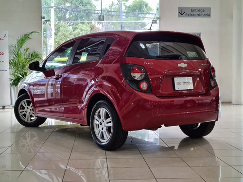 Imagen 9 de 13 de Chevrolet Sonic 2016 1.6 Lt Hb At
