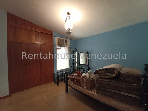 Amplia Casa En Venta Urb Corinsa Cagua 25-6245 Gjg