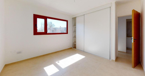 Imagen 15 de 24 de Duplex Venta 2 Dormitorios, 2 Baños Y Terreno 100 Mts 2 - Manuel B Gonnet