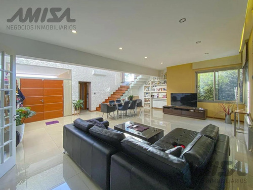 Imagen 14 de 22 de Casa - Miraflores (funes Hills)