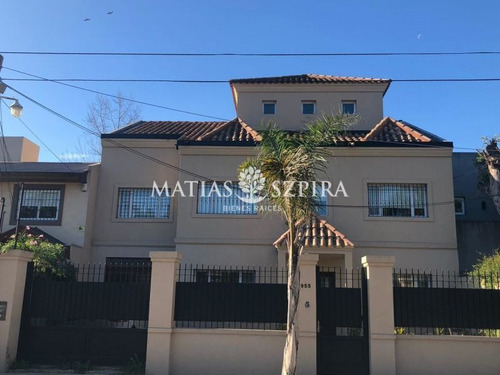 Imagen 1 de 27 de Casa En Venta En Villa Udaondo
