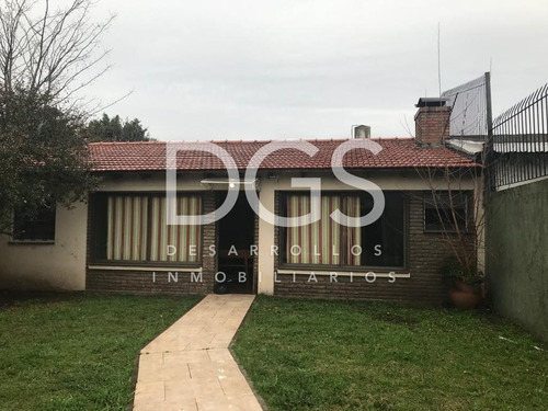 Casa 5 Ambientes En Venta En Banfield