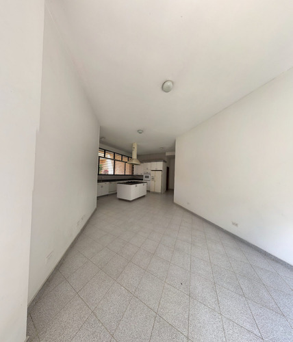 Imagen 4 de 20 de En Alquiler Casa 1000m2 5h+2s/5.5b+2s/ 6p El Peñón
