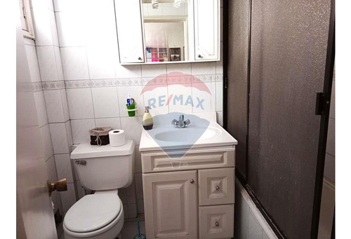 Excelente Casa Con Amplio Terreno Plaza Ñuñoa