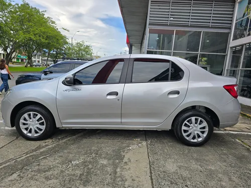 Renault Logan 1.6 Life