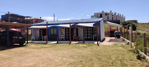 Apartamentos Para 4 Y 2 Personas A 150 Metros De Playa Del Rivero, Vacaciones En Punta Del Diablo