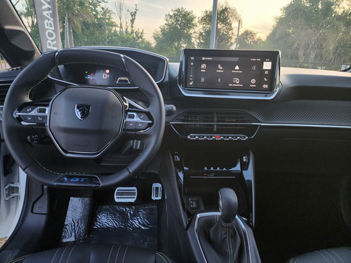 Peugeot 208 1.0T Gt