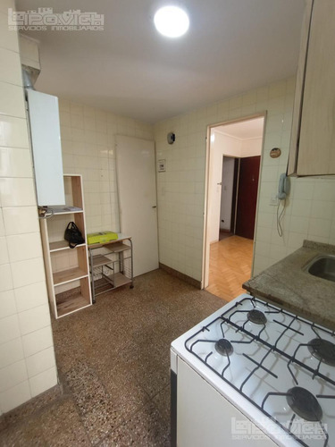 2 Ambientes En Venta. Mb Estado. Apto Crédito. A Mts De P. Centenario. Padilla Al 300. V. Crespo