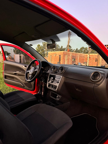 Volkswagen Gol Trend 1.6 Pack I 101cv 3p