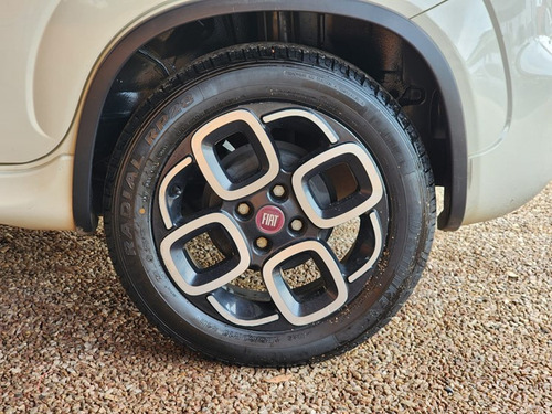 Fiat Uno 1.4 EVO SPORTING 8V FLEX 4P AUTOMATIZADO