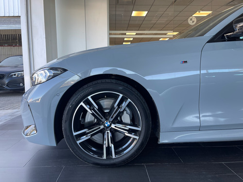 BMW Serie 3 3.0 330i Sedan Sport 252cv