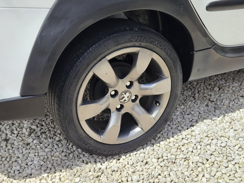 Peugeot 207 SW 1.6 16v Escapade Flex 5p