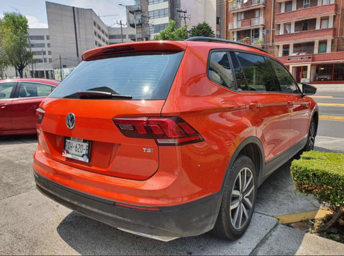 Imagen 2 de 4 de Volkswagen Tiguan 2018 1.4 Trendline Plus At