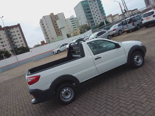 Imagem 7 de 9 de Fiat Strada 1.4 Mpi Hard Working Cs 8v Flex 2p Manual