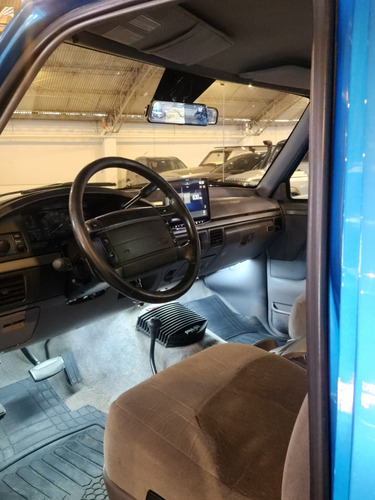 Ford F150 4x4 Cab 1/2 V8 351w. No Bronco