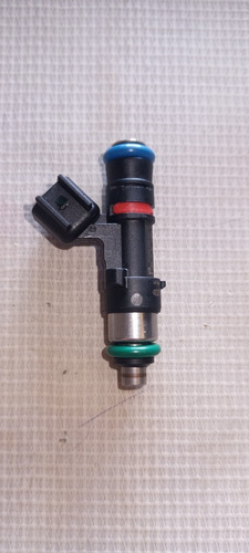 Inyector Combustible Buick Enclave,captiva,acadia,saturn Vue (Usado)