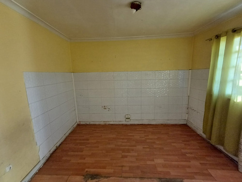 Casa Con Factibilidad Para Destino Comercial