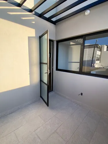 Casas En Venta En El Condado, Querétaro, Equipadas, 4ta Recamara En Pb, Lujo