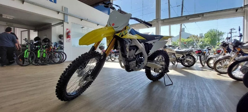 Suzuki Rmz 450 Av 1
