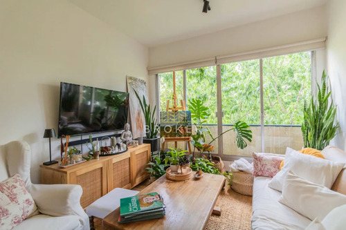 Venta Apartamento 2 Dormitorios En Tres Cruces, Montevideo. Uruguay.