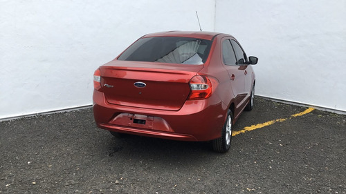 Imagen 10 de 15 de Ford Figo 5 Puertas