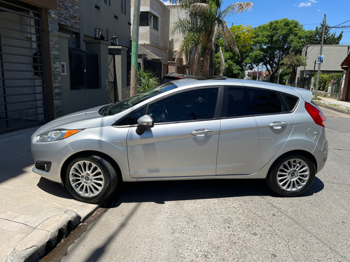 Ford Fiesta Kinetic 1.6 Se Plus Powershift 120cv