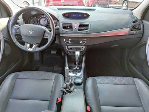 Imagem 6 de 15 de Renault Fluence Dynamique 2.0 16v Hi-flex Aut.