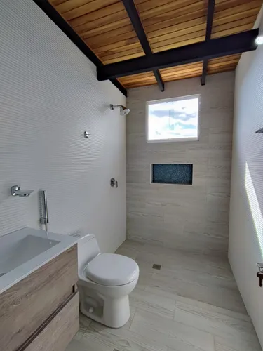 Casa En Urb Agua Clara