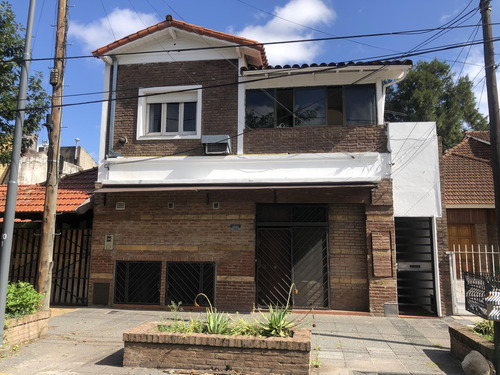 Departamento Ph En Venta Ubicado En Adrogué, Almirante Brown, G.b.a. Zona Sur