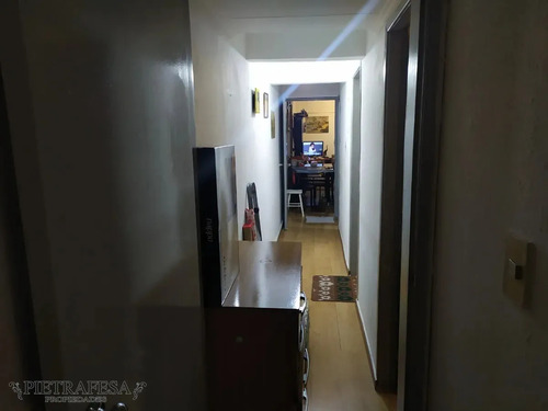 Apartamento Amueblado En Venta 2 Dormitorios, 1 Baño- Andes- Centro