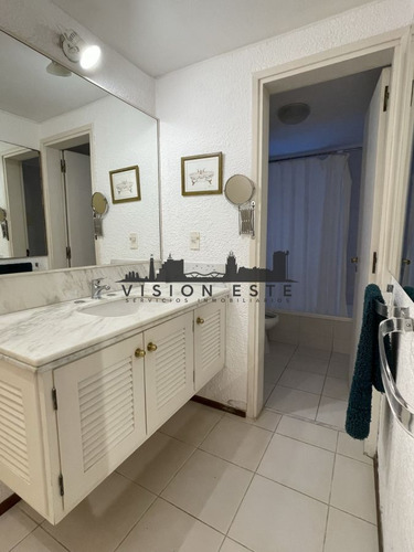 Apartamento En Venta En Manantiales, Primera Linea 3 Dormitorios