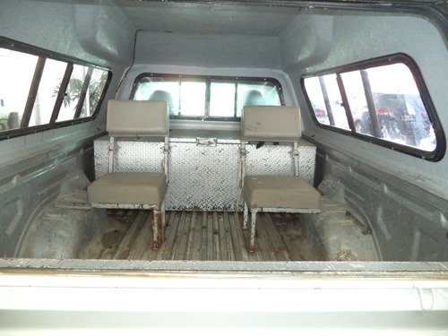 Imagen 6 de 8 de Nissan Pick-up Np300 2 Pts. A/a Mod. 2016