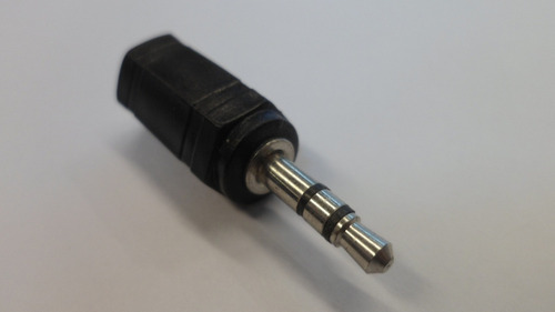 Adaptador Miniplug 3.5mm Estereo A 3.5mm Mono E8052