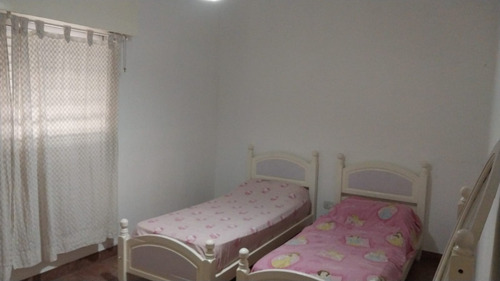 Casa De 3 Ambientes Con Galpon