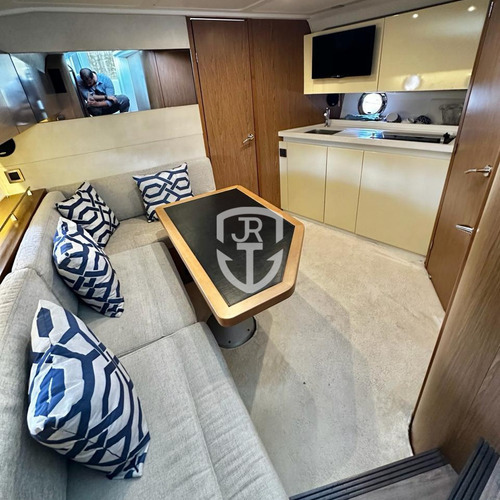 Lancha Beneteau 40 Gt 2017 (com Plataforma Submergível)