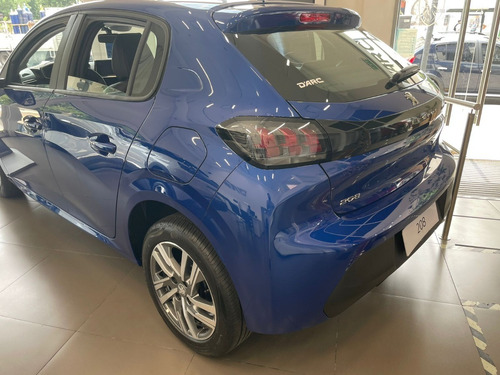 Imagen 5 de 25 de Peugeot 208 2023 1.6l Allure