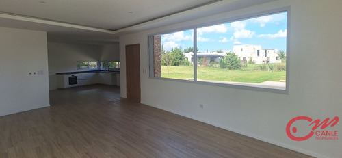 Venta Casa 3 Dormitorios San Sebastián
