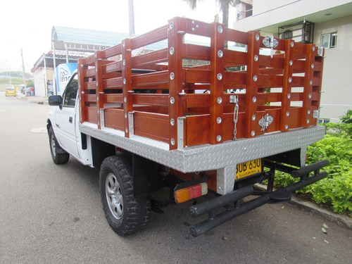 Chevrolet Luv Estacas