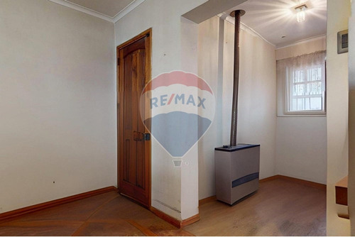 Casa 3d+3b Con Ampliación Regularizada 2d+2b