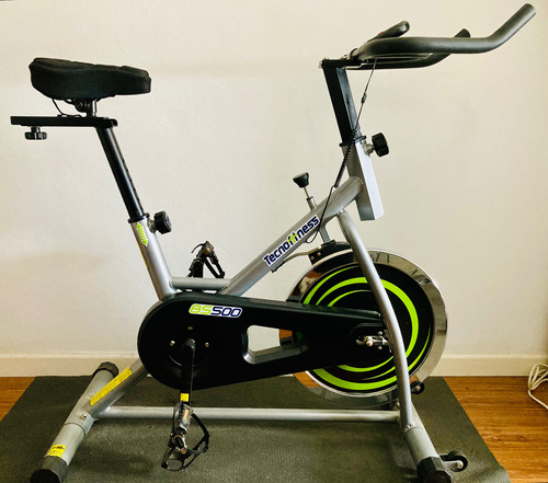 Bicicleta Fija Tecnofitness 500bs Para Spinning Usada