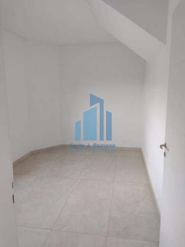 Venta Casa De 5 Ambientes En Country Terravista