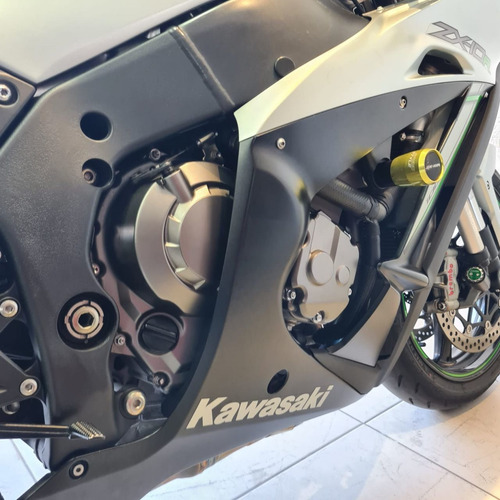 Imagem 7 de 13 de Ninja Zx-10 Zx-10r 1000cc 30th Aniv.
