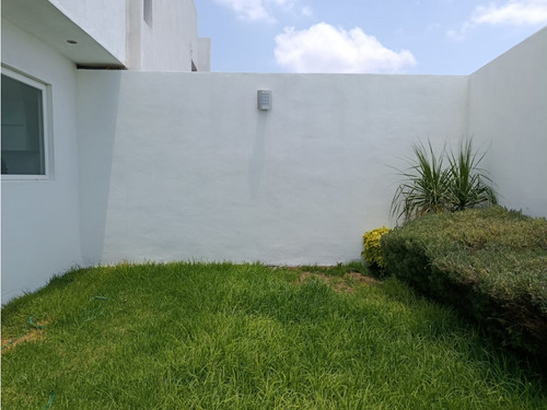 Casa Con Rooftop En Zibatá