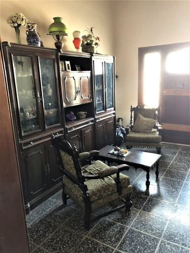 Venta Casa 4 Amb Parq, Pil Y Loc. Com Bella Vista!