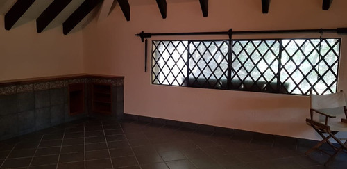 Linda Casa Sola En Col. Rancho Cortes, Morelos
